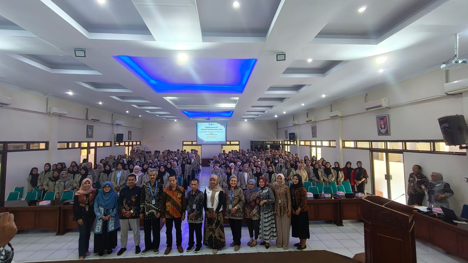 Seminar Umum Dan Penandatanganan Kerja Sama Antara STIE Tamansiswa Banjarnegara Dan Universitas Slamet Riyadi Surakarta