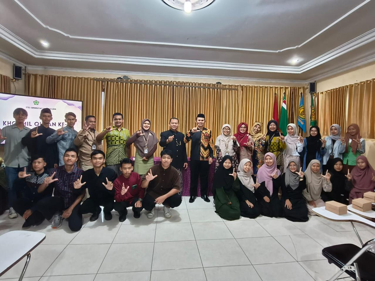 Khotmil Qur'an Ke-82 STIE Tamansiswa Banjarnegara: Memperkuat Keimanan Dan Spirit Keagamaan Civitas Akademika