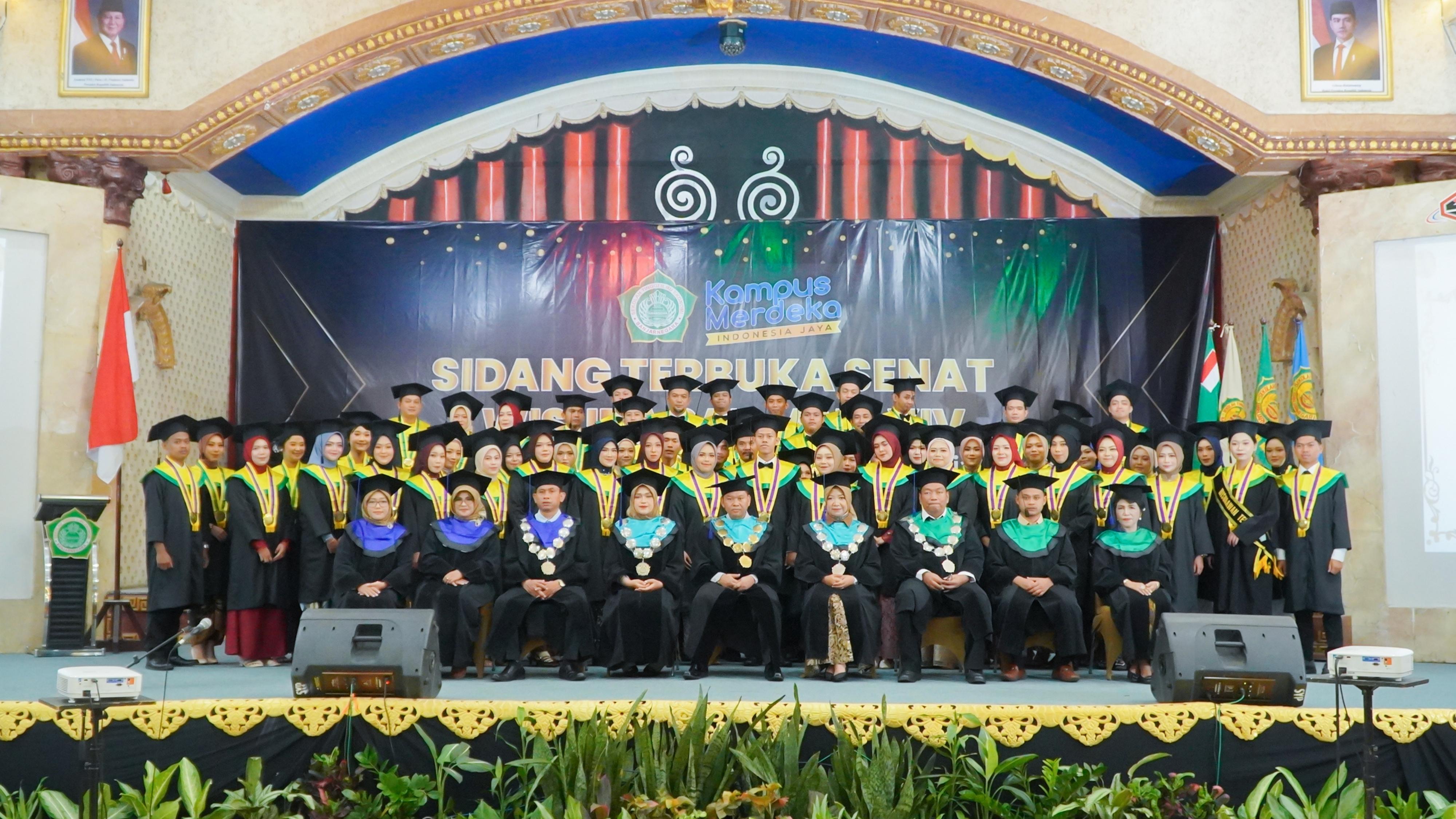 Wisuda Sarjana XIV STIE Tamansiswa Banjarnegara